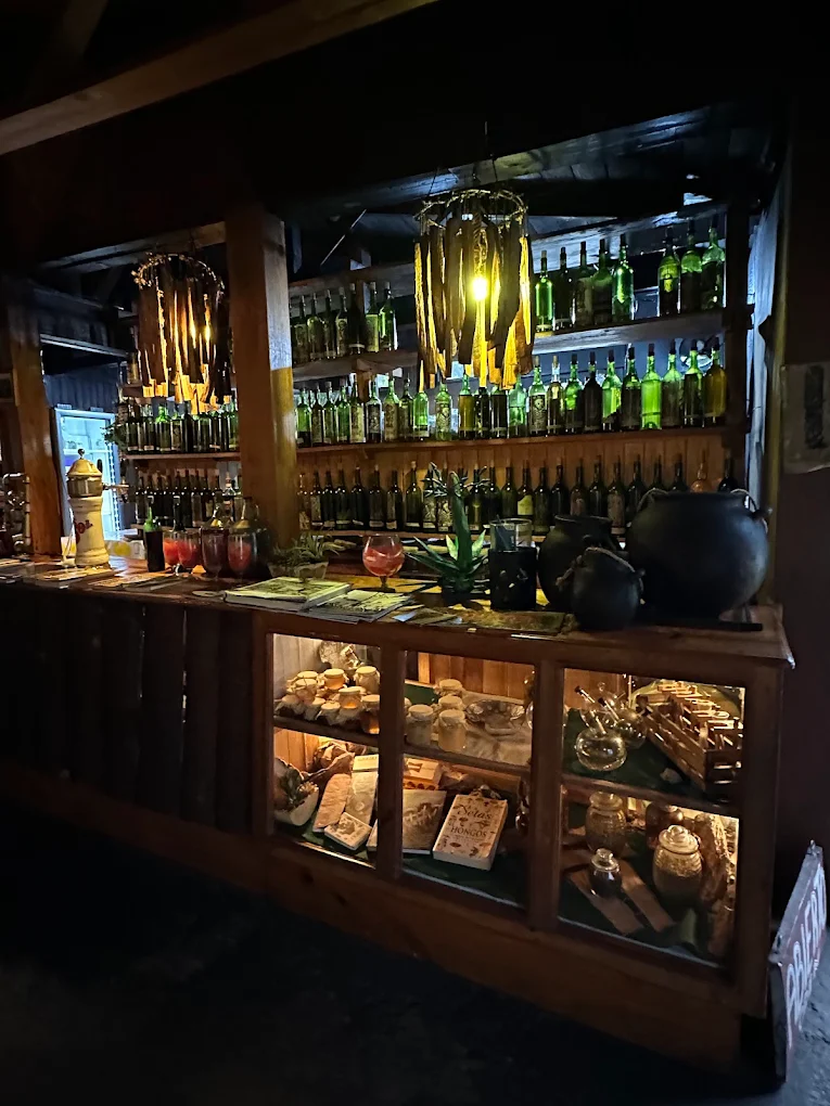 El Bar — La Taberna de los Duendes