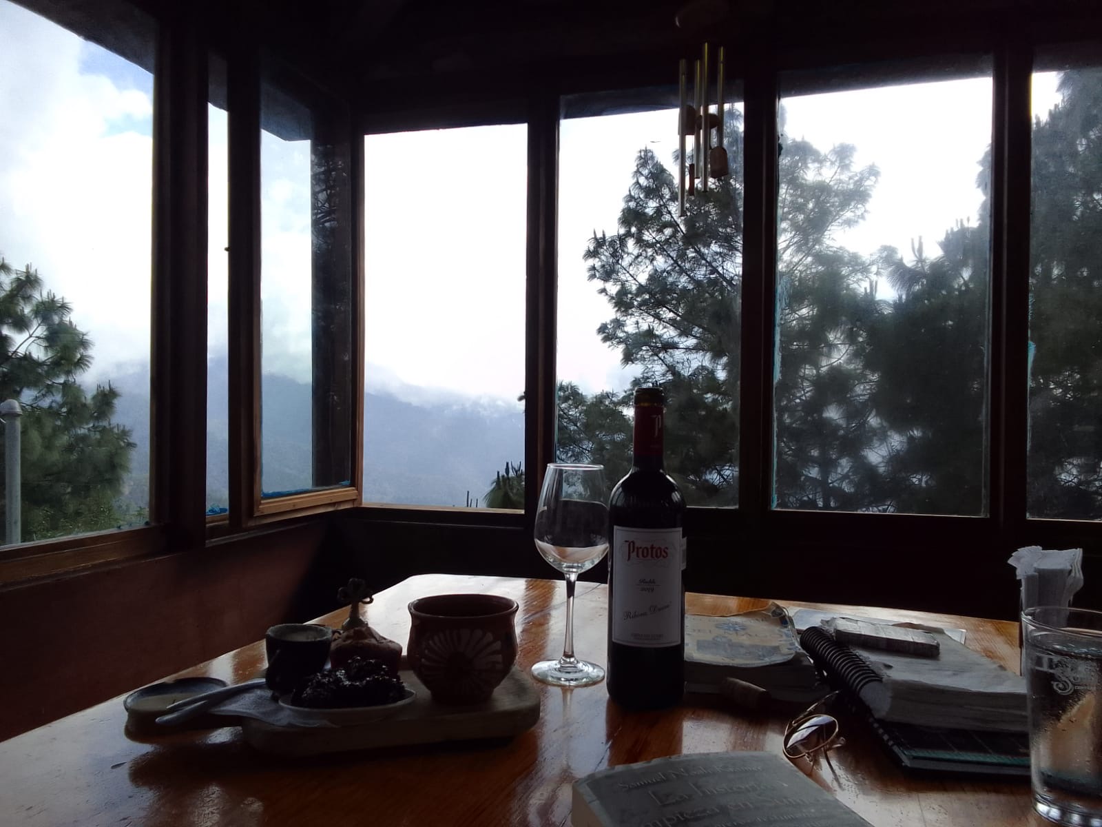 Una tarde con vista a la sierra — La Taberna de los Duendes